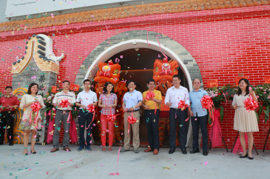 臘腸神秘面紗終揭 榮業(yè)創(chuàng)新臘味文化